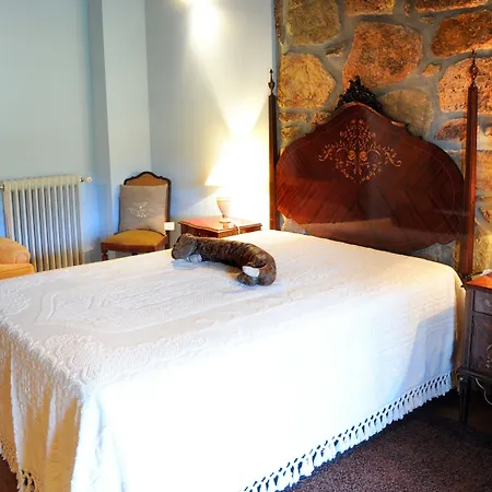 Quinta Escomoeiras Farm stay Celorico De Basto