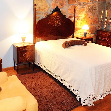 Quinta Escomoeiras Farm stay *