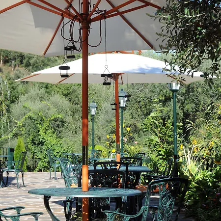 Quinta Escomoeiras *