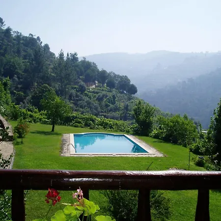 Quinta Escomoeiras Farm stay Celorico De Basto