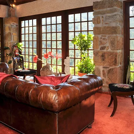 Farm stay Quinta Escomoeiras *