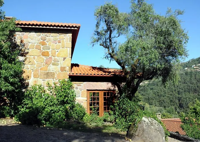Quinta Escomoeiras Séjour à la ferme Castelbuono