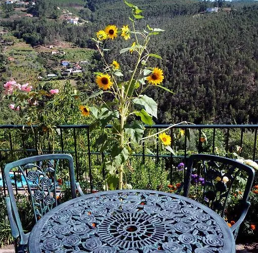 Quinta Escomoeiras Castelbuono